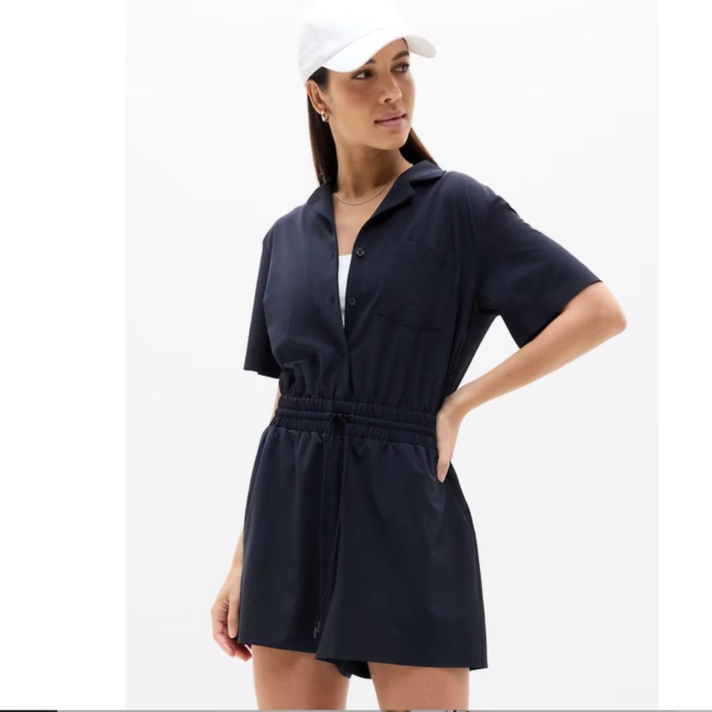 Athleta Avenue Romper Petite Large in Navy